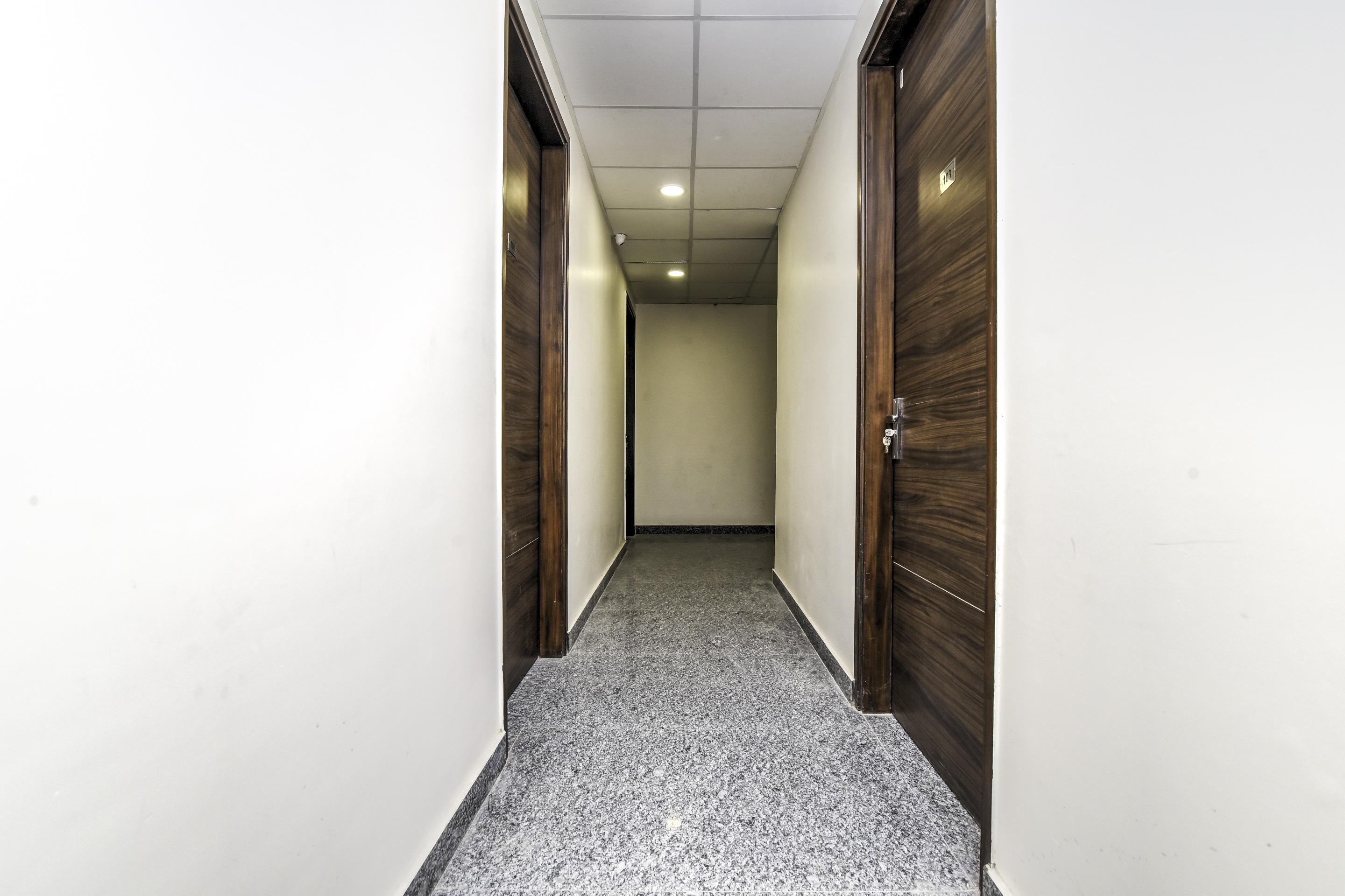 Super Hotel O Hare Rama Guest House New Delhi Extérieur photo